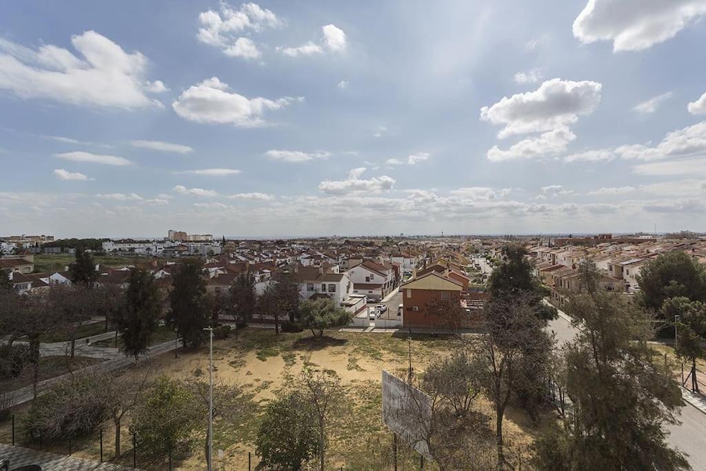 Apartamento El Mirador, Recepcion 24 H, Piscina, Wifi Y Parking Interior Bormujos Eksteriør billede